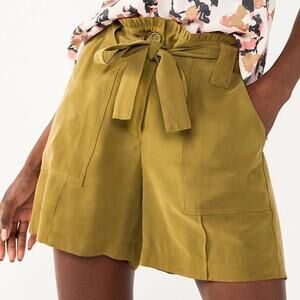 Nine West Women's Belted Shorts Pull On Khaki SZ XL NWT Winter Shorts Versatile